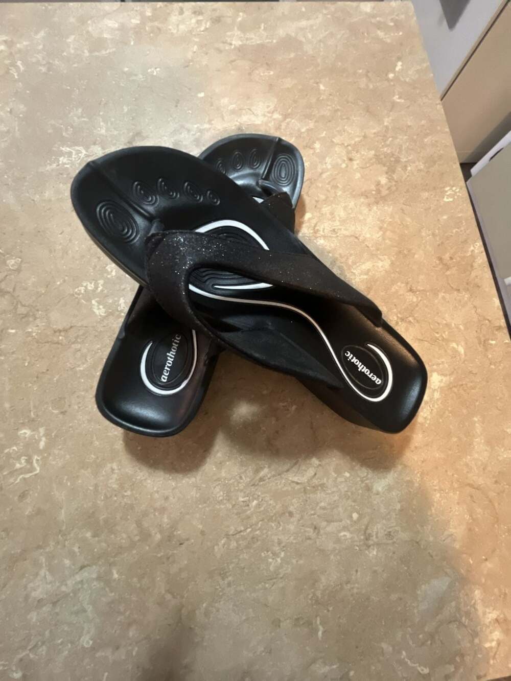 Aerothotic Thong Sandals Black Glitter